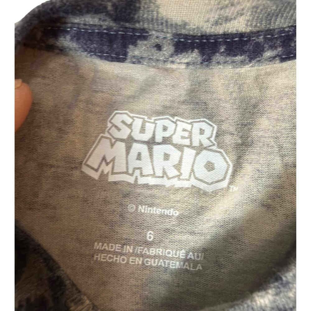 Boys Clothing Bundle 2 Outfits GAP Carter’s Nike Super Mario Size 5-6 - Picture 3 of 6